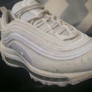 White nike air max 97